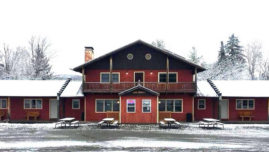 North Creek Lodge At Gore Mountain Bakers Mills ภายนอก รูปภาพ