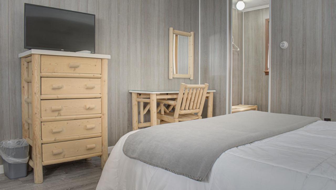 North Creek Lodge At Gore Mountain Bakers Mills ภายนอก รูปภาพ